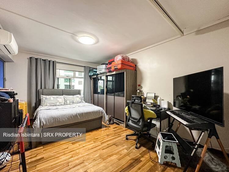 Blk 827 Woodlands Street 81 (Woodlands), HDB Executive #585007221